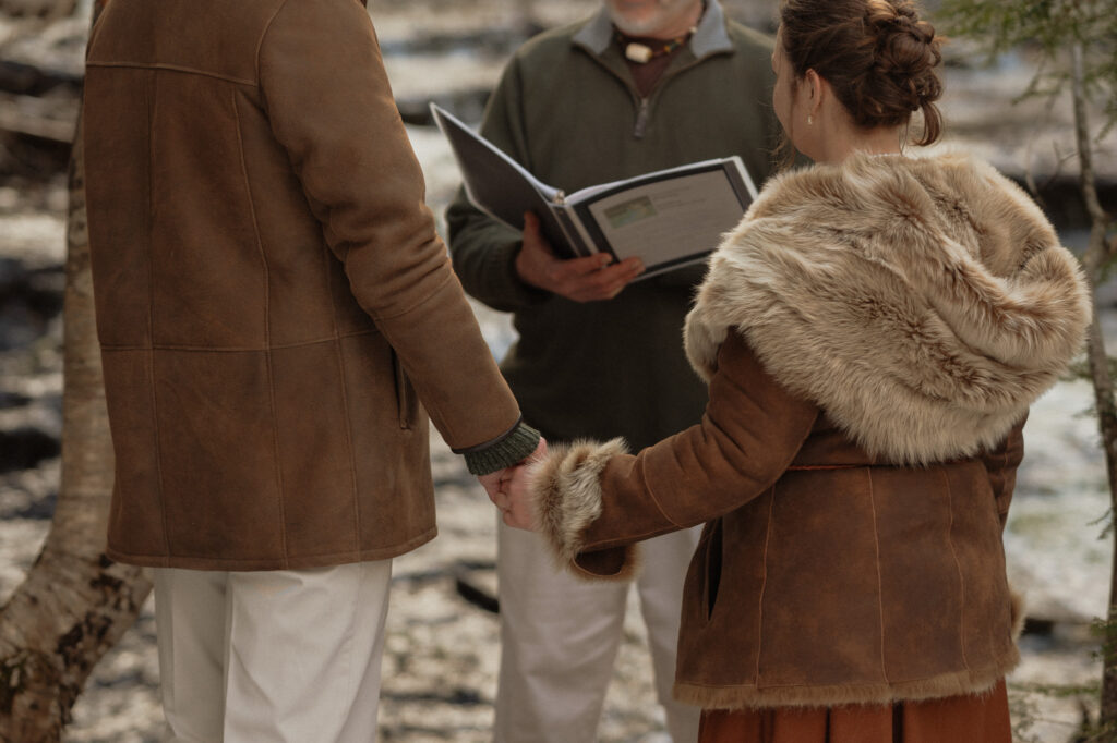 michigan upper peninsula winter elopement