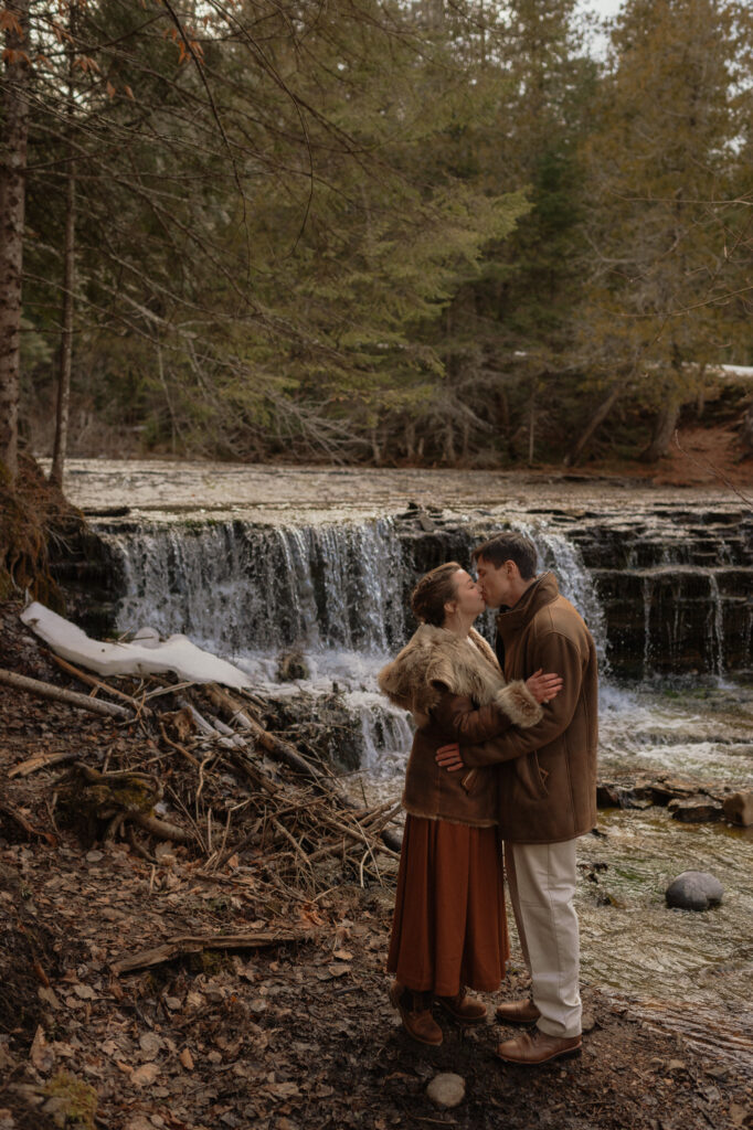 michigan upper peninsula winter elopement