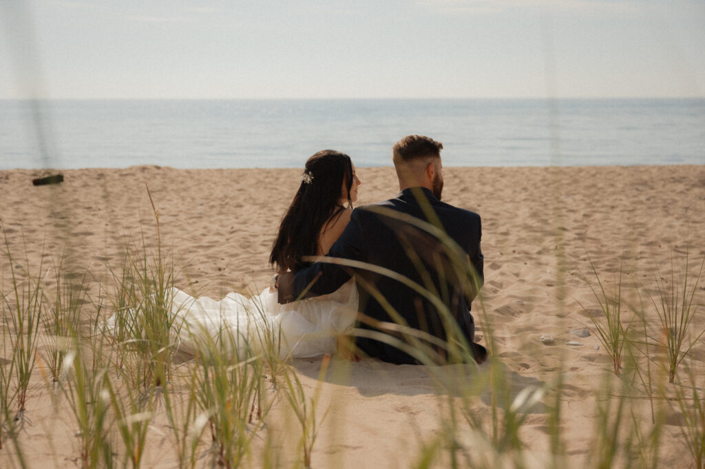 dreamy michigan beach wedding