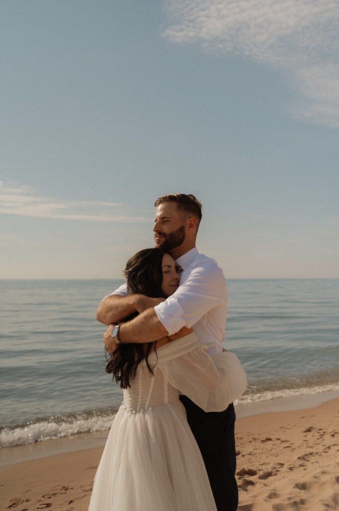 dreamy michigan beach wedding