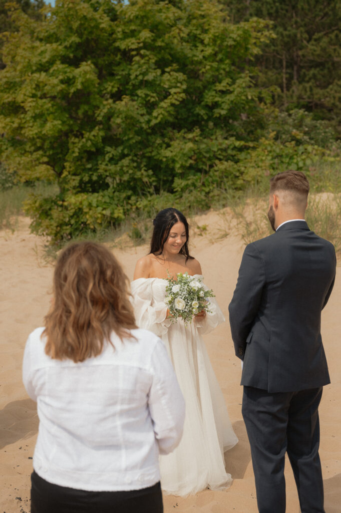 dreamy michigan beach wedding