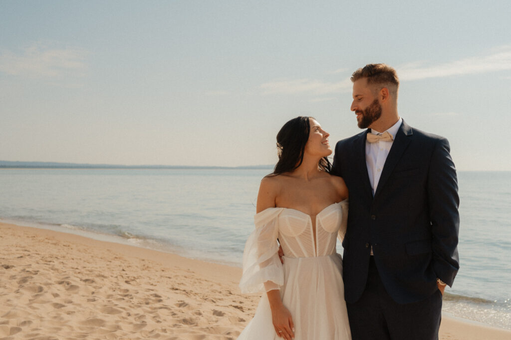 dreamy michigan beach wedding