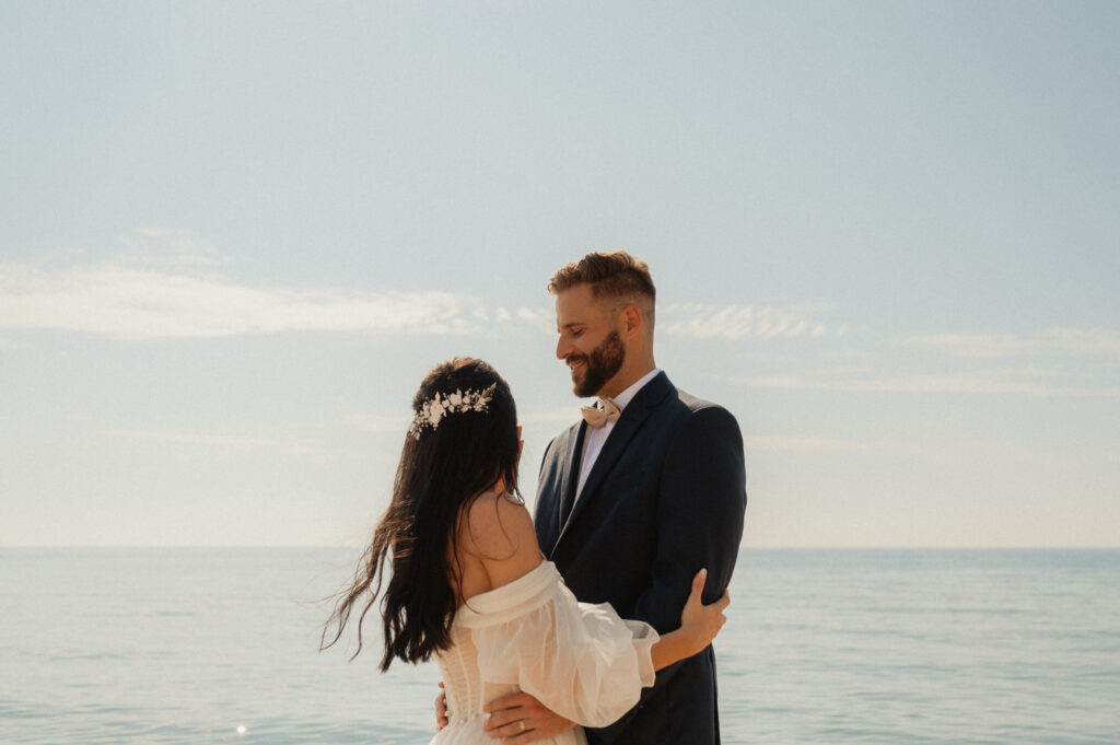 dreamy michigan beach wedding