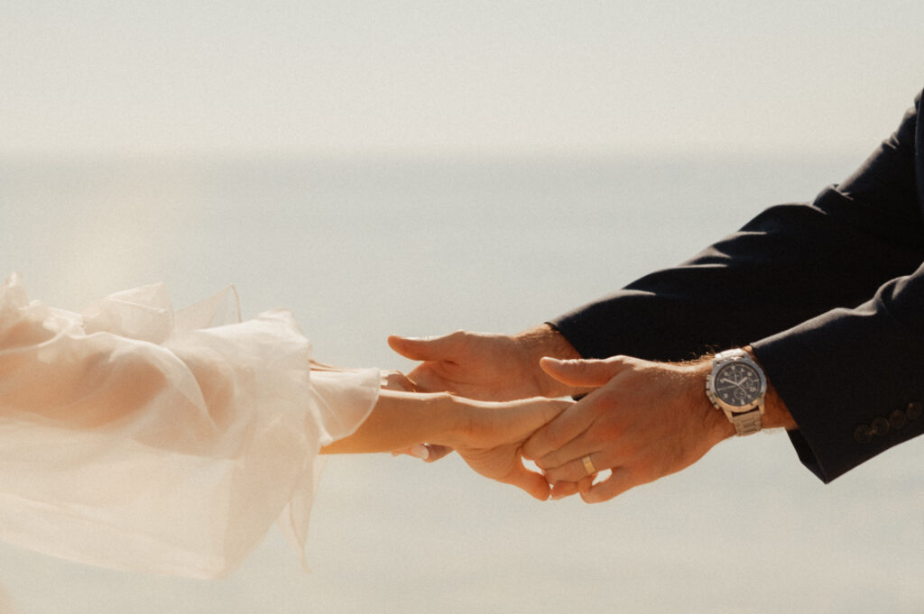 dreamy michigan beach wedding