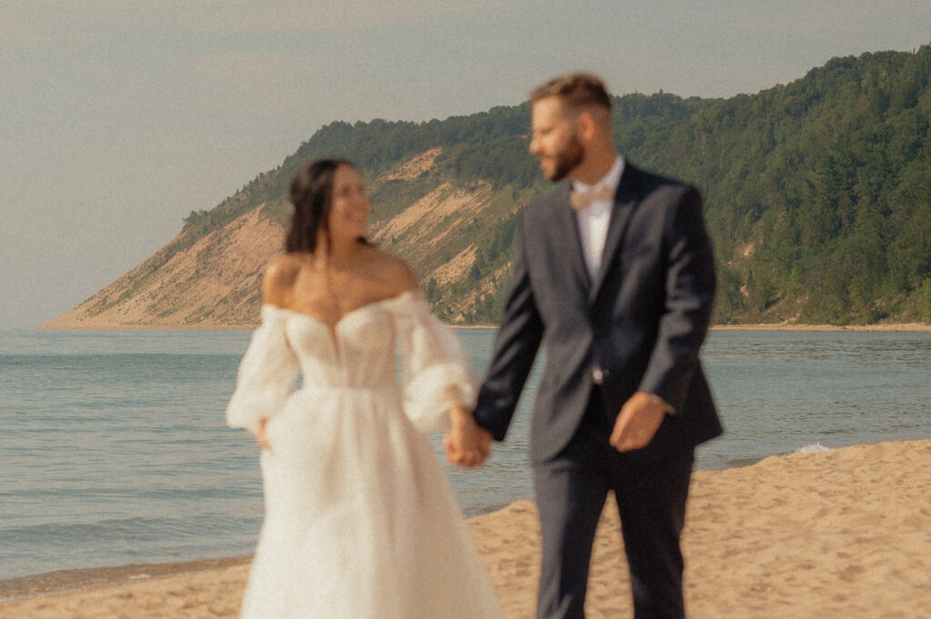 dreamy michigan beach wedding