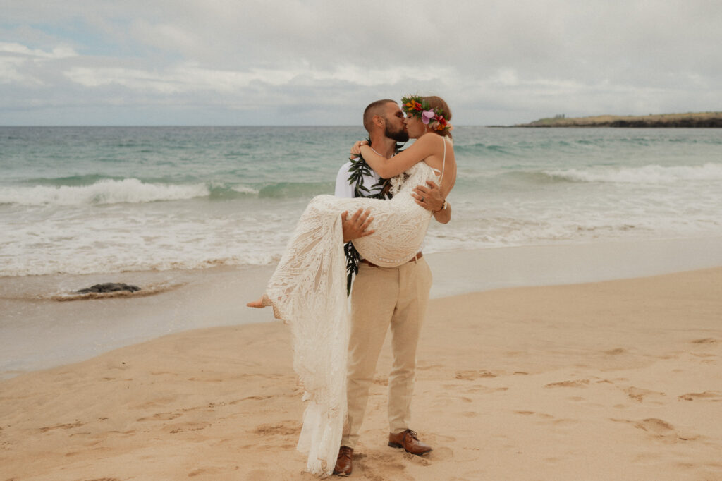 hawaii destination wedding