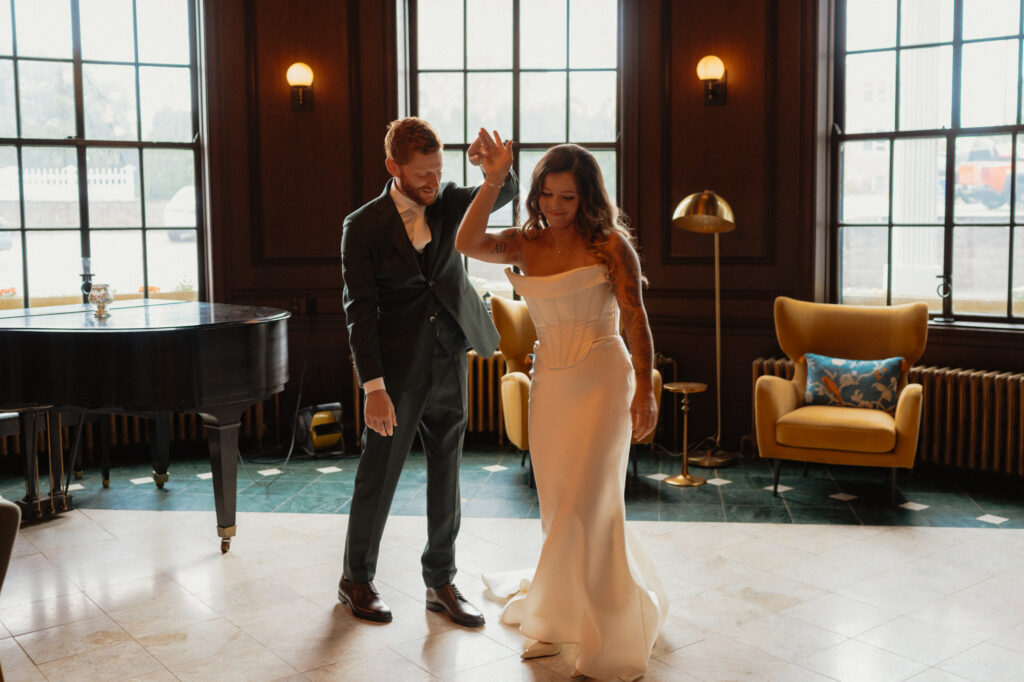 rainy upper peninsula elopement