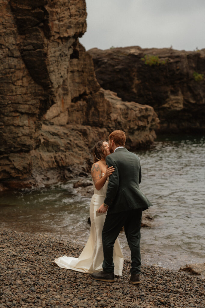 rainy upper peninsula elopement