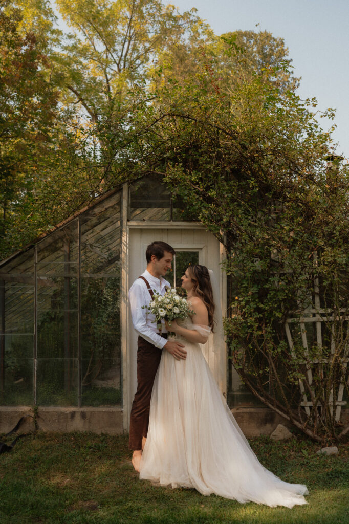 michigan greenhouse wedding