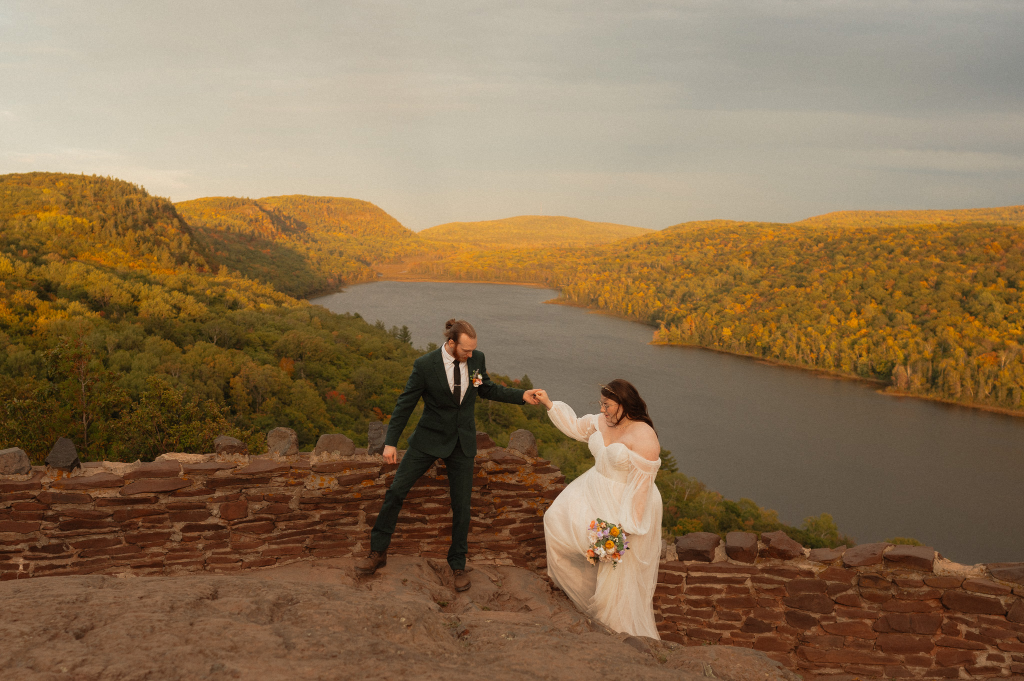lake of the clouds elopement