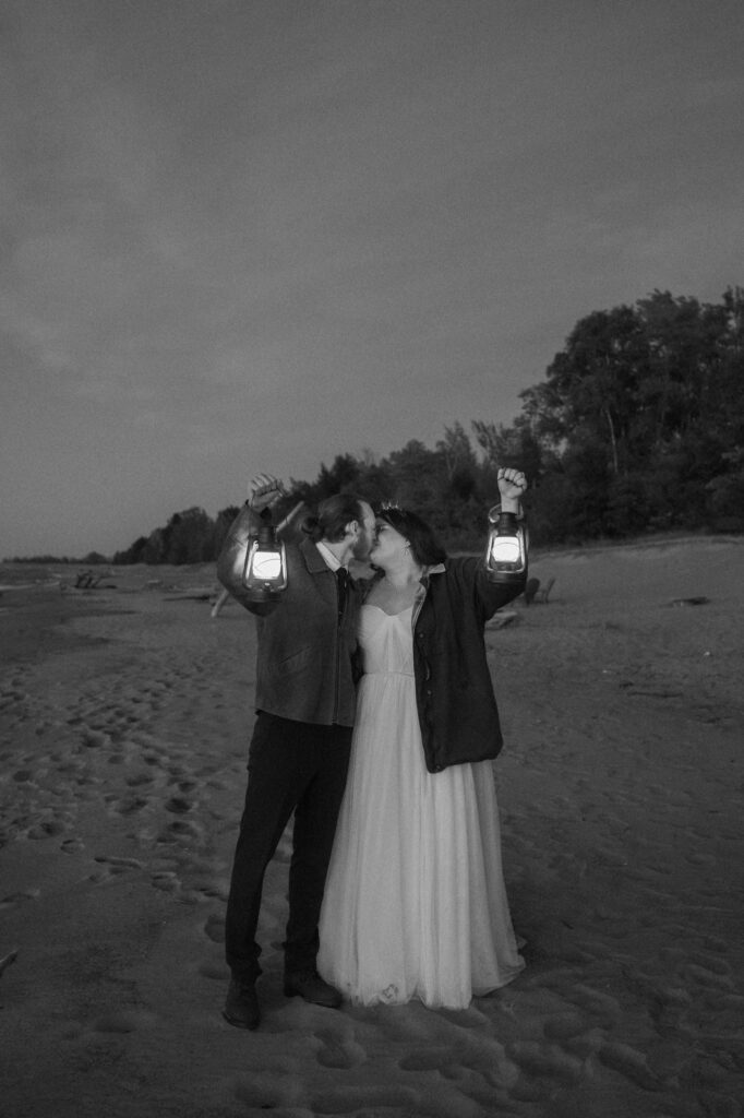 lake of the clouds elopement