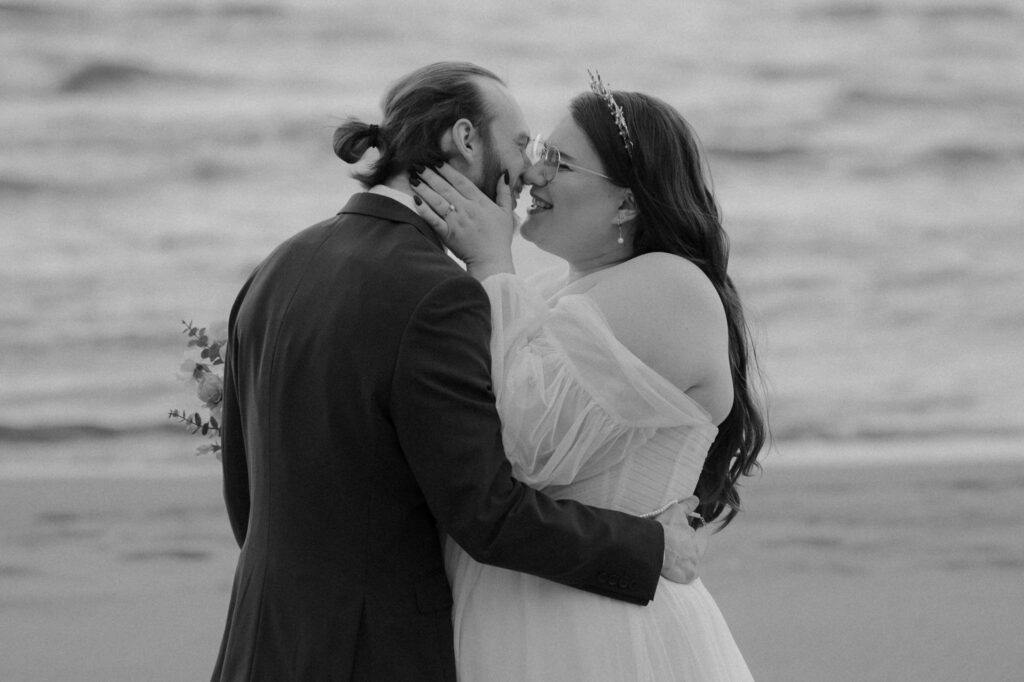 lake of the clouds elopement