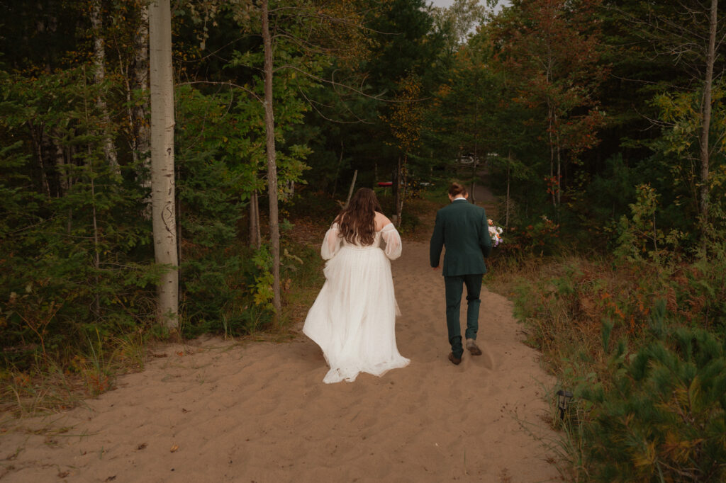 lake of the clouds elopement