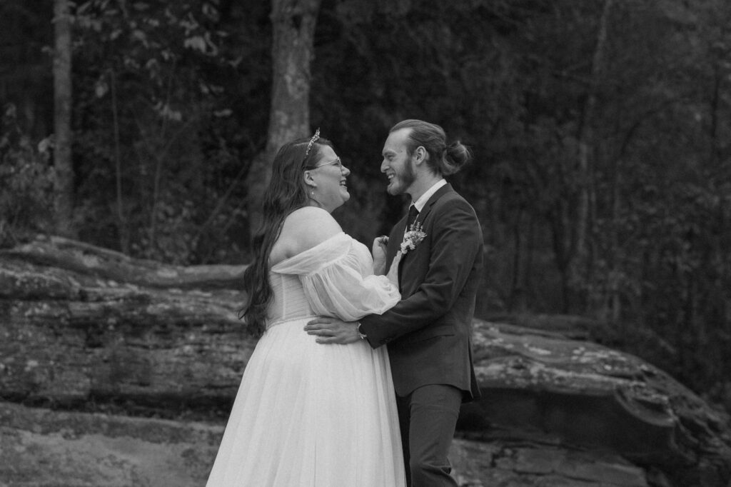 lake of the clouds elopement