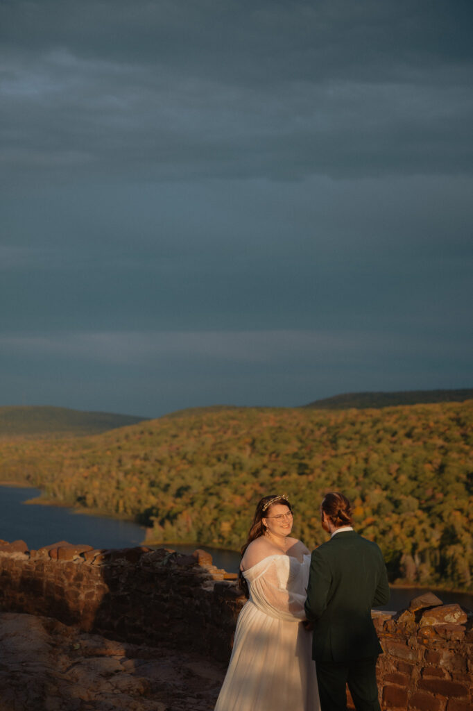 lake of the clouds elopement