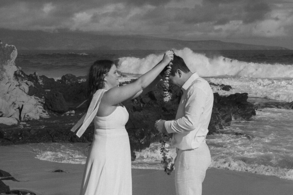 maui rainbow elopement