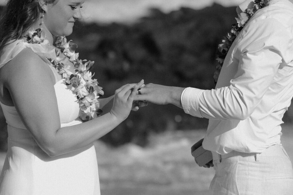 maui rainbow elopement