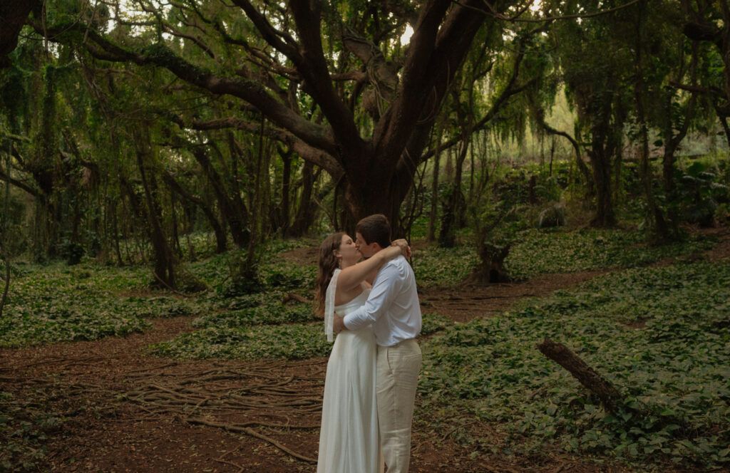 maui rainbow elopement