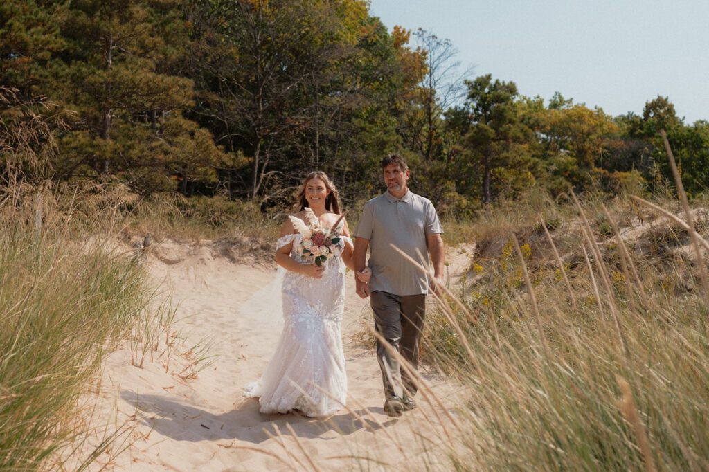 michigan beach vineyard elopement