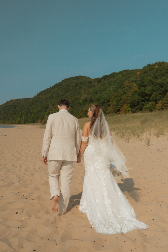 michigan beach vineyard elopement
