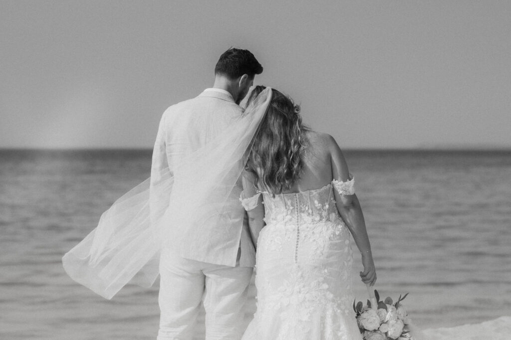 michigan beach vineyard elopement