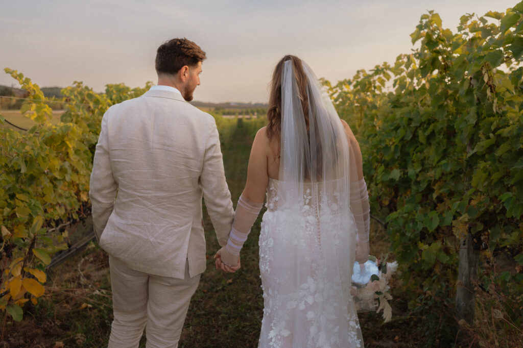 michigan beach vineyard elopement