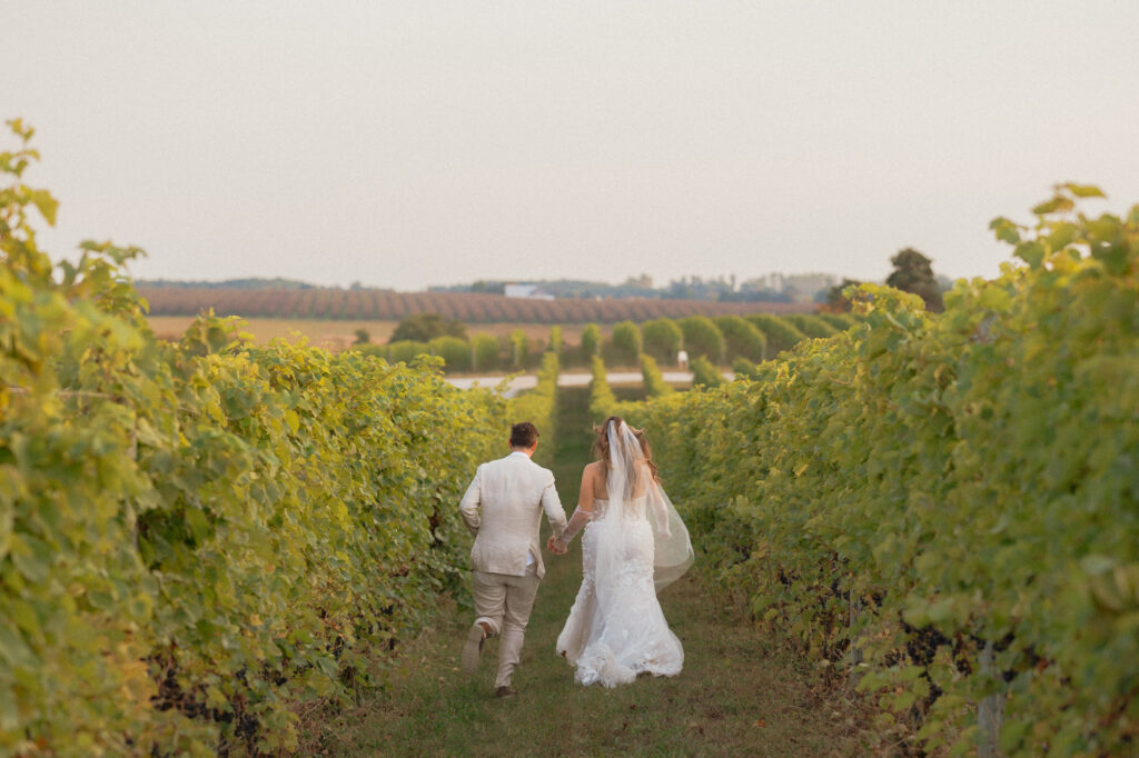 michigan beach vineyard elopement