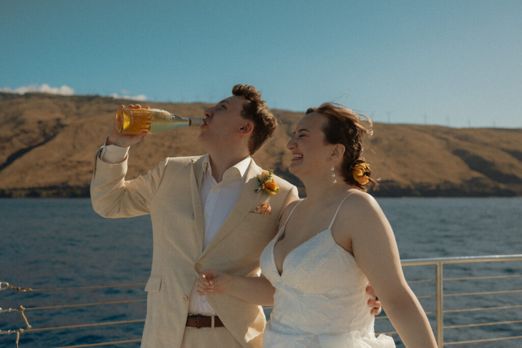 hawaii sailboat elopement