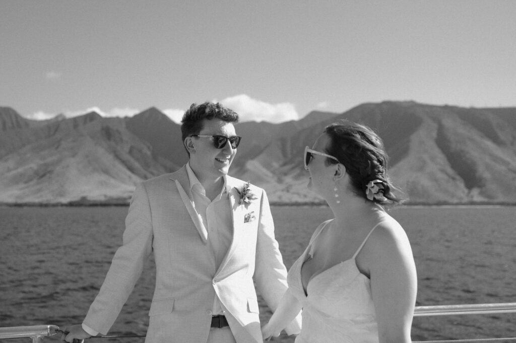 hawaii sailboat elopement