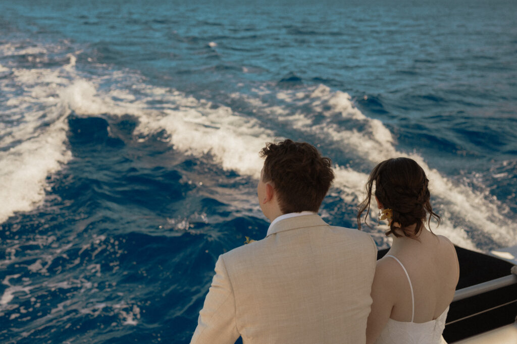 hawaii sailboat elopement