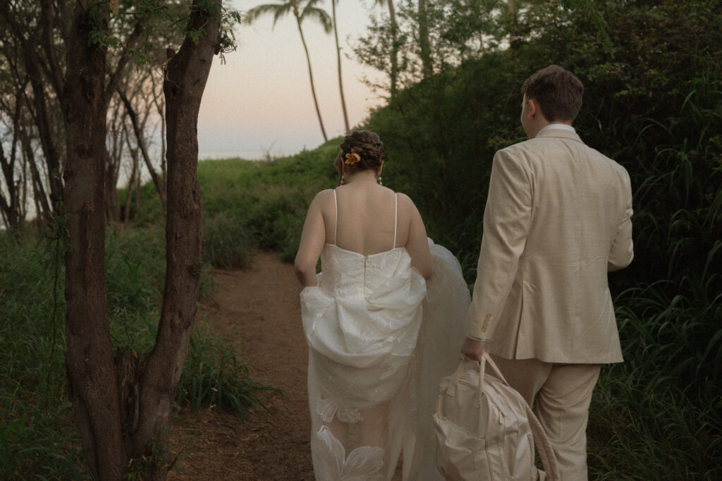 hawaii sailboat elopement