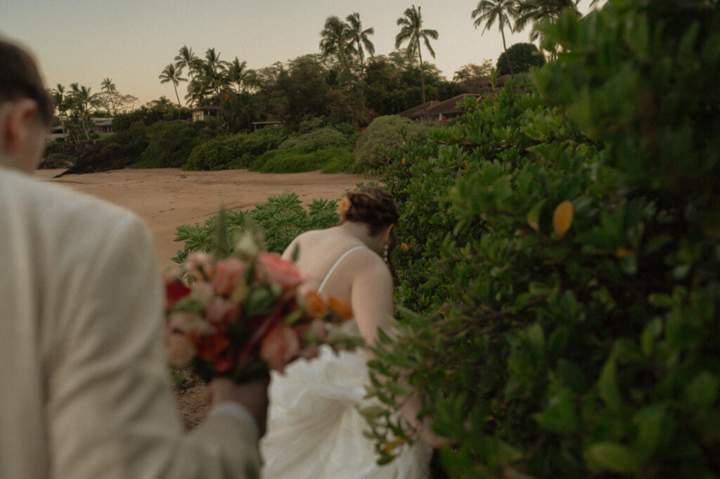hawaii sailboat elopement
