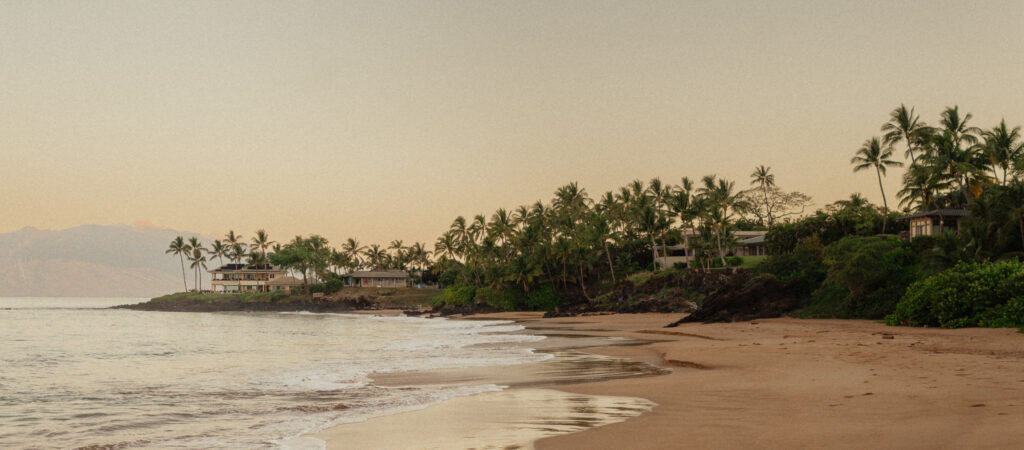hawaii sailboat elopement