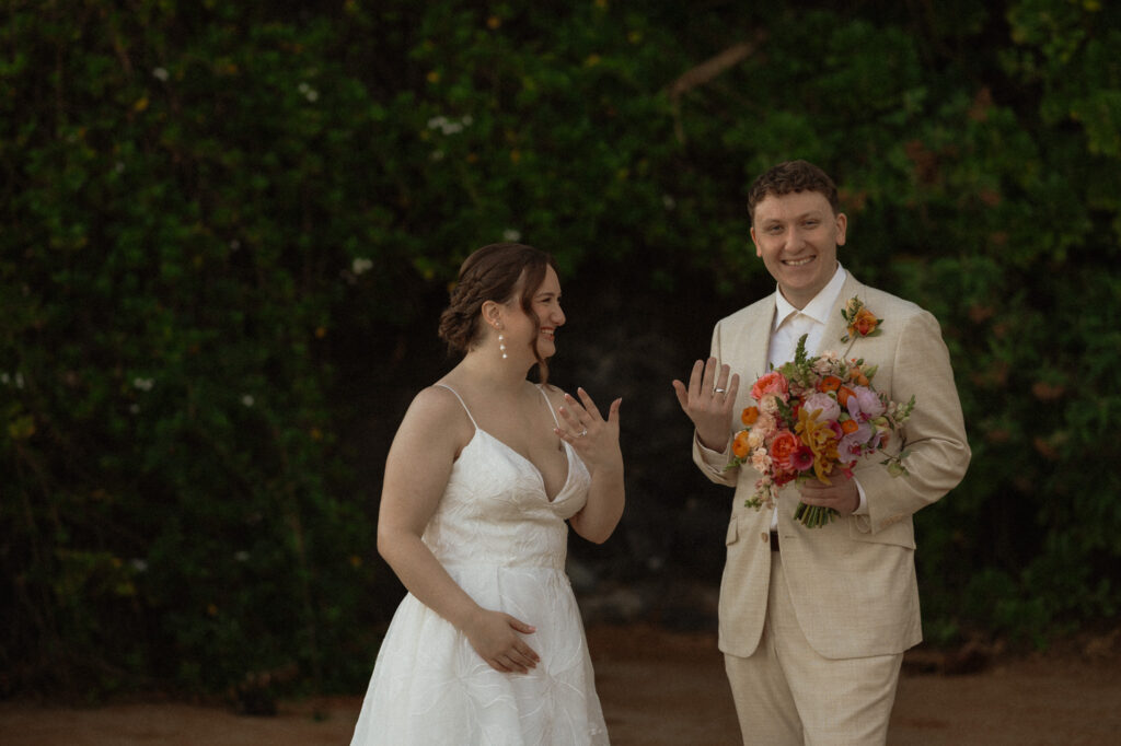 hawaii sailboat elopement