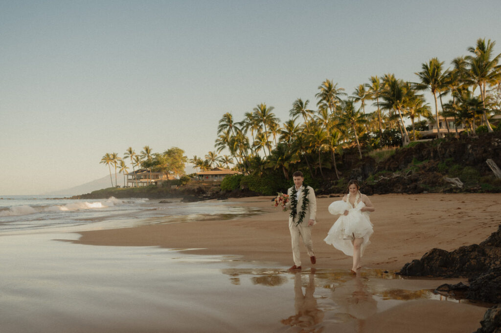 hawaii sailboat elopement