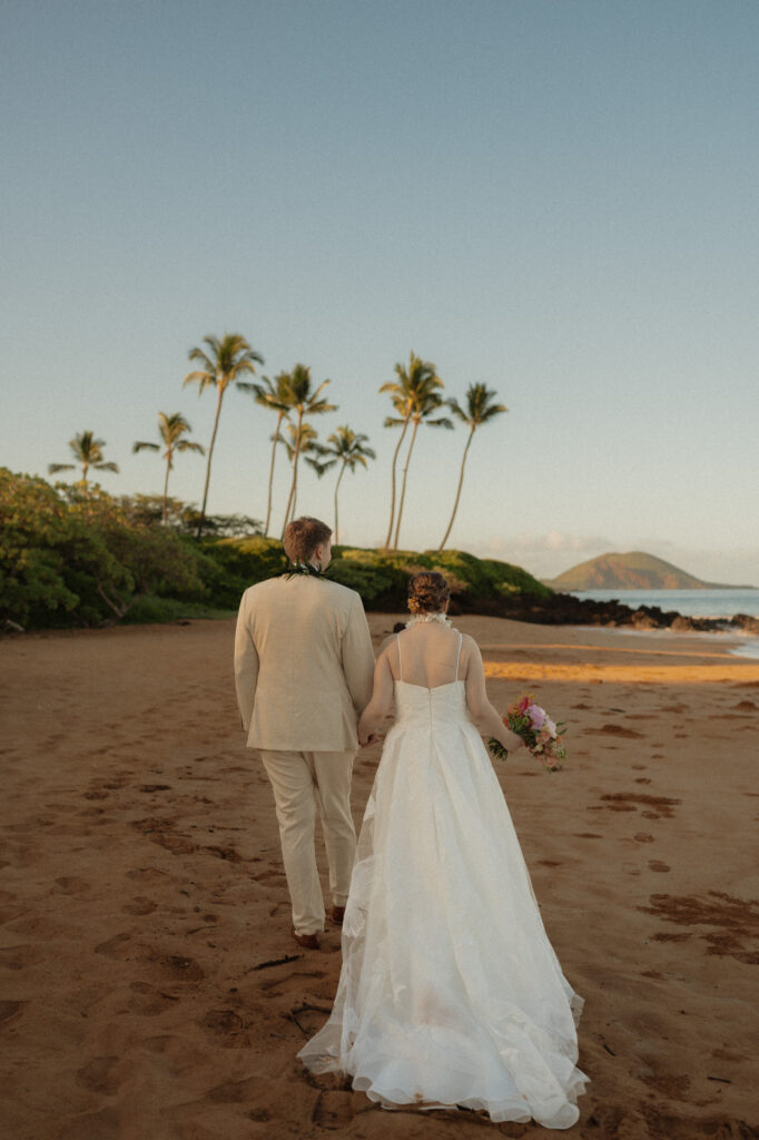 hawaii sailboat elopement
