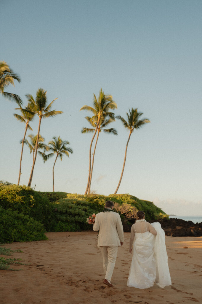 hawaii sailboat elopement