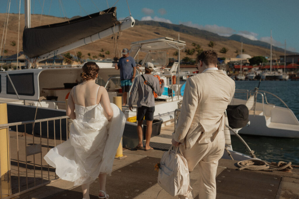 hawaii sailboat elopement