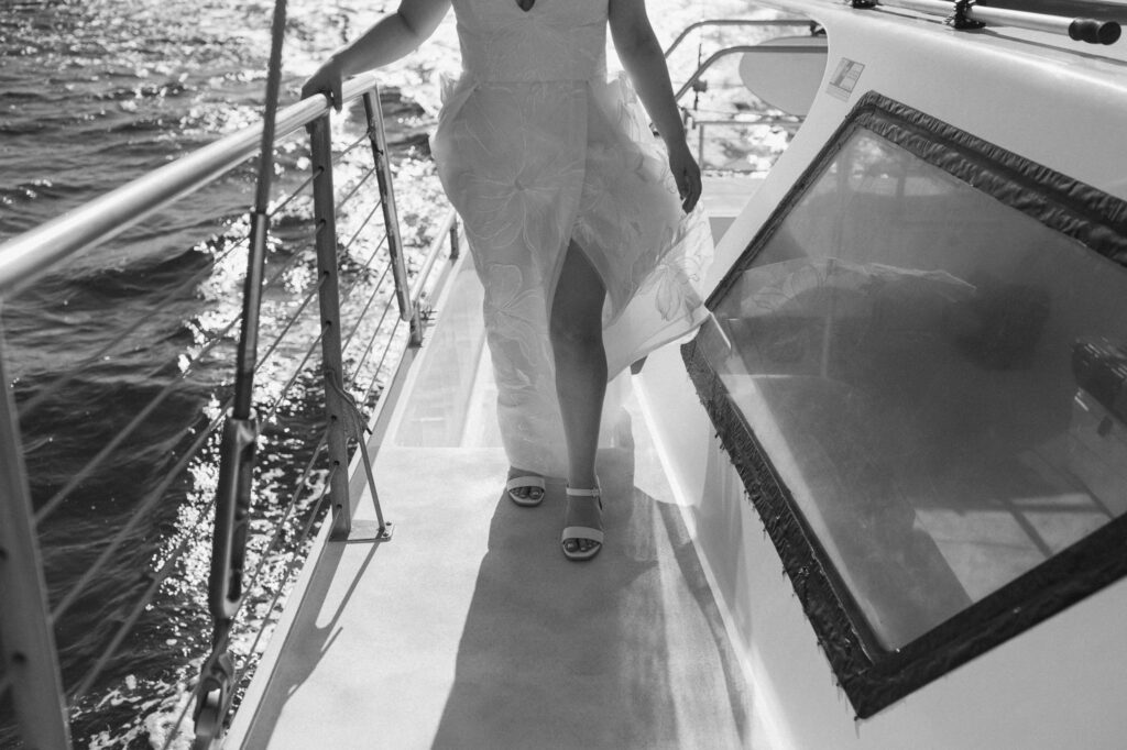 hawaii sailboat elopement