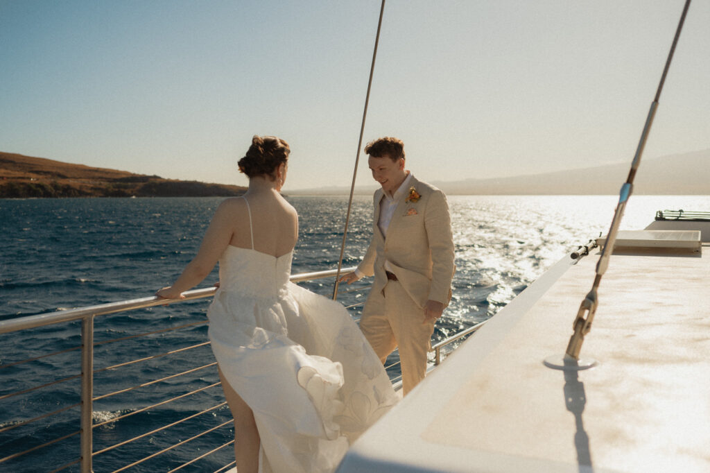hawaii sailboat elopement