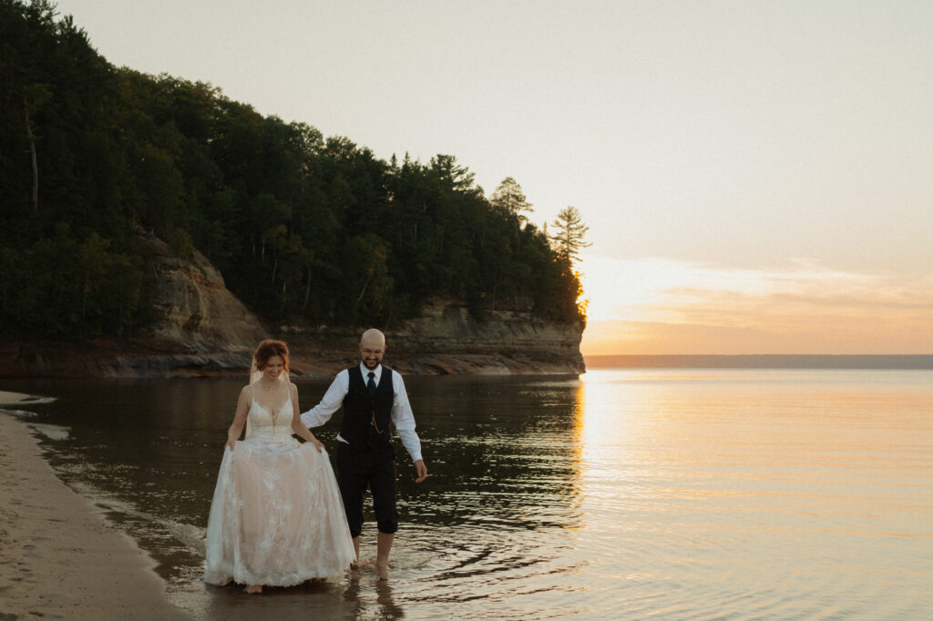 pictured rocks wedding