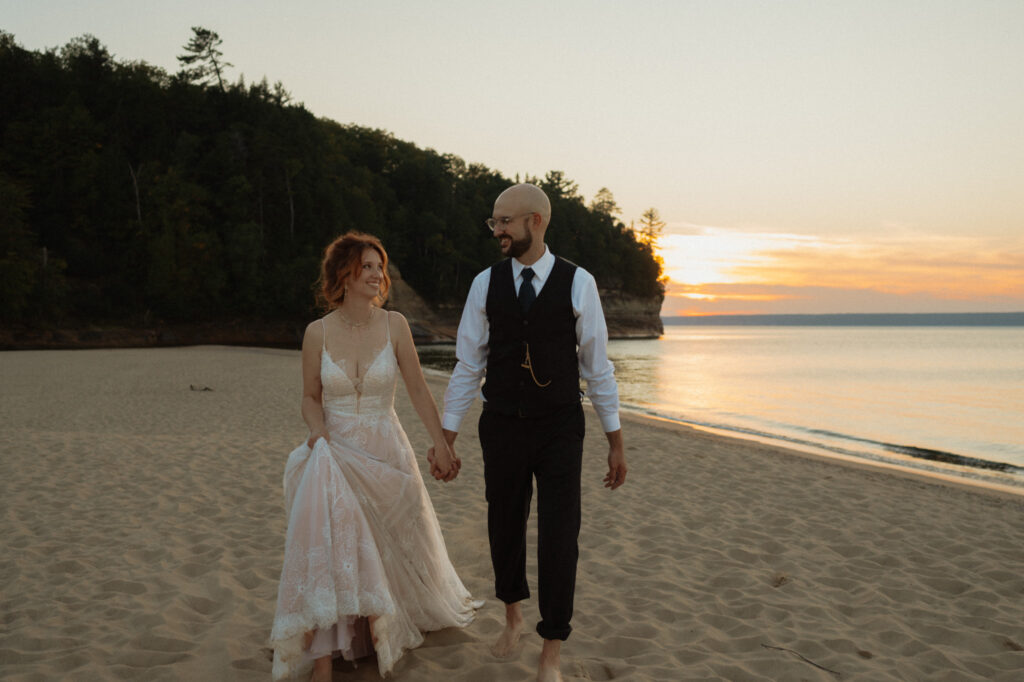 pictured rocks wedding