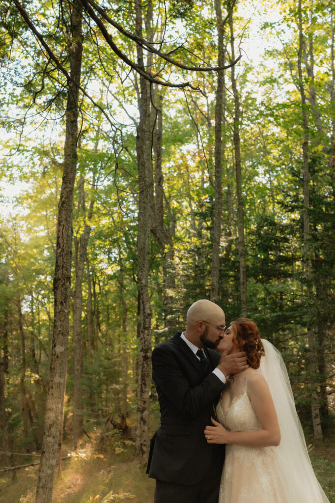 pictured rocks wedding