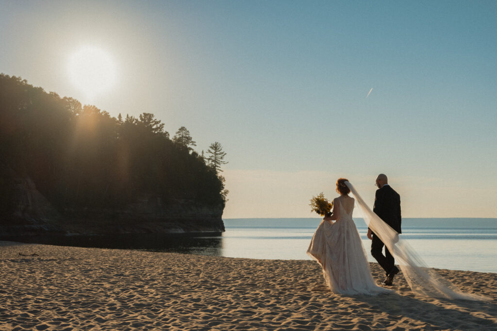 pictured rocks wedding