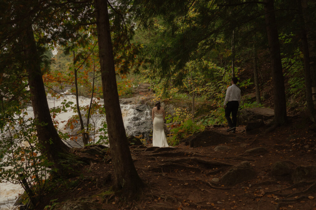 michigan small wedding upper peninsula waterfalls