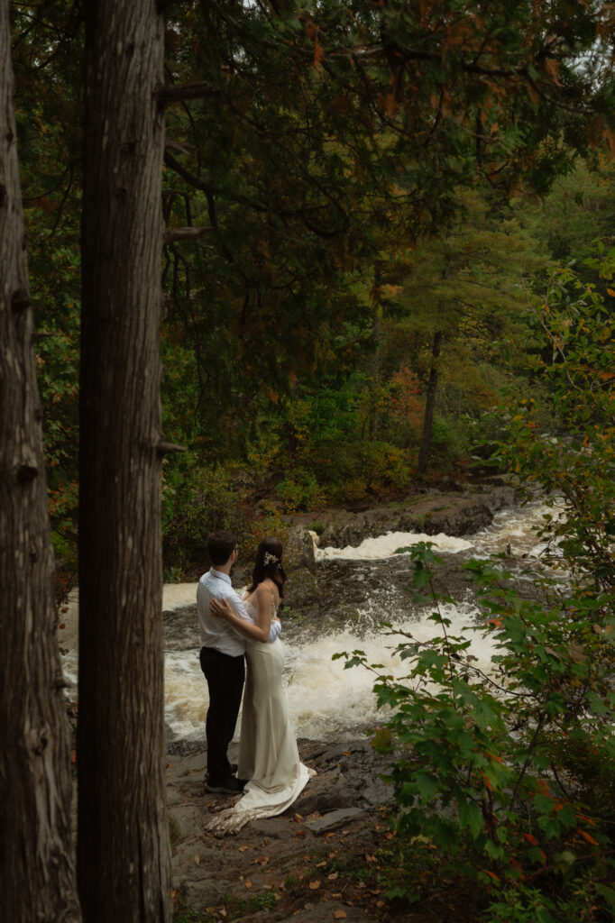 michigan small wedding upper peninsula waterfalls