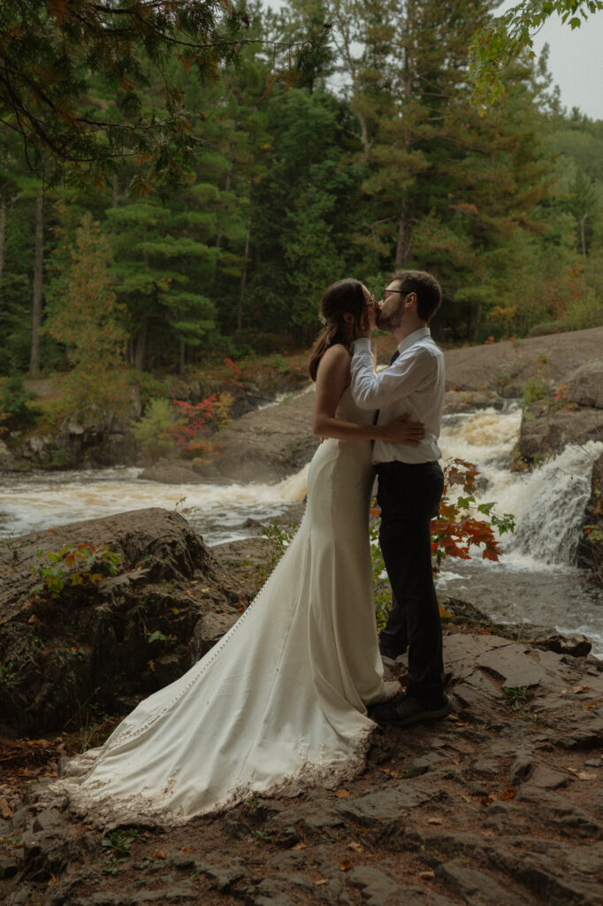 michigan small wedding upper peninsula waterfalls