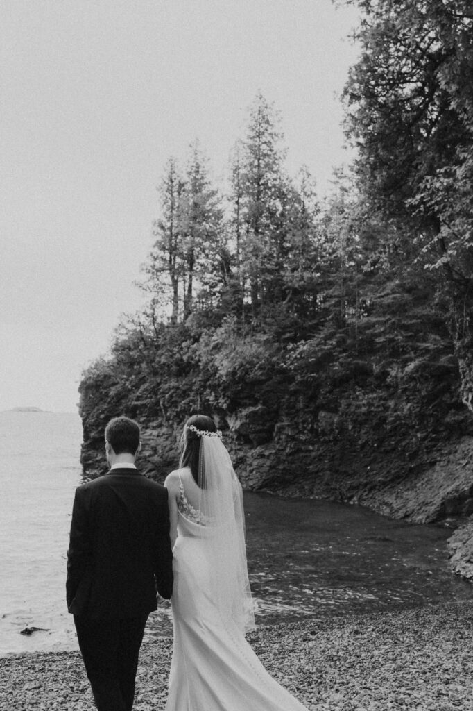 michigan small wedding upper peninsula waterfalls