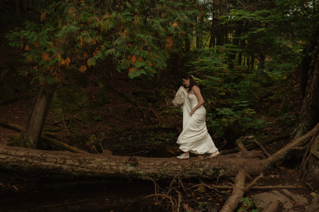 michigan small wedding upper peninsula waterfalls