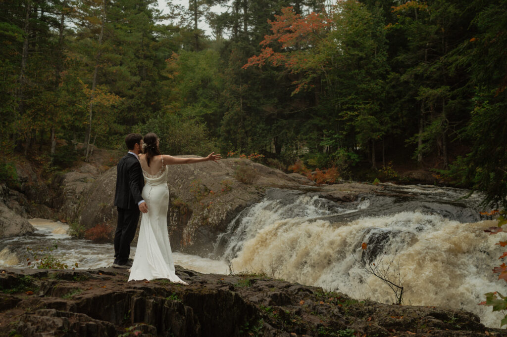 michigan small wedding upper peninsula waterfalls